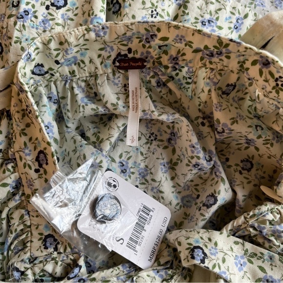 FREE PEOPLE NWT Petunia Smocked Floral  Mini Dress Size Small in Tea Combo - Picture 15 of 16